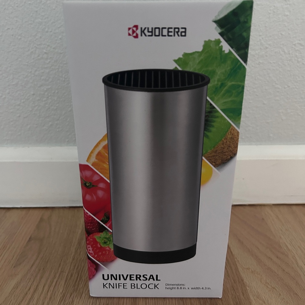Kyocera Silver Universal Knife Block
